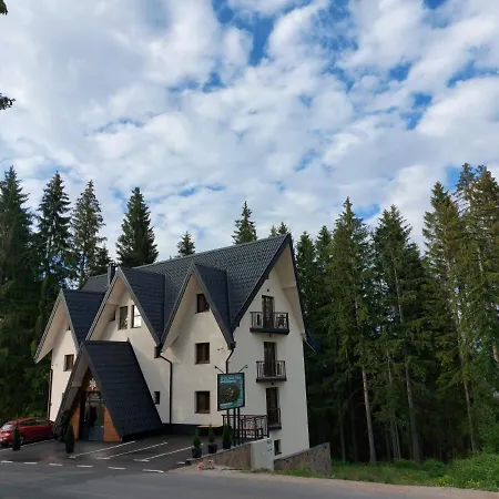 Zlatarska Pahulja شقة