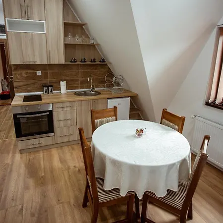 Apartment Zlatarska Pahulja